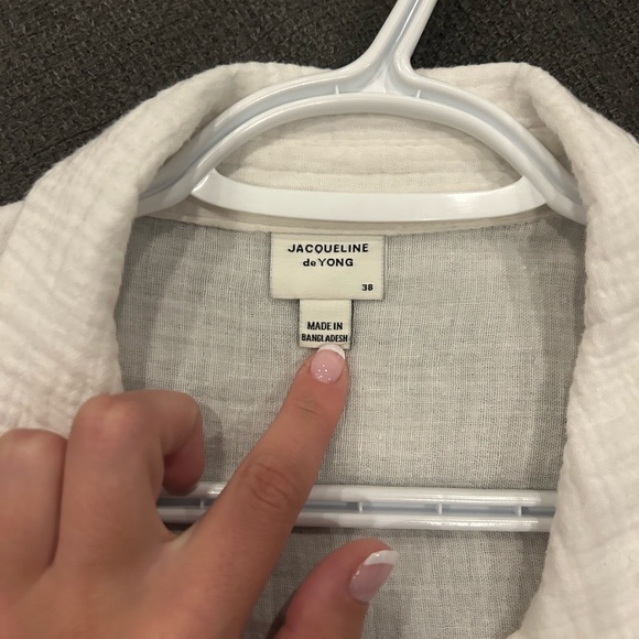 White linen button up - Picture 2 of 3